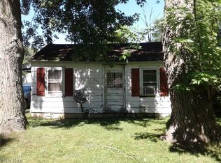 809 Howard Dr, Vermilion, OH 44089