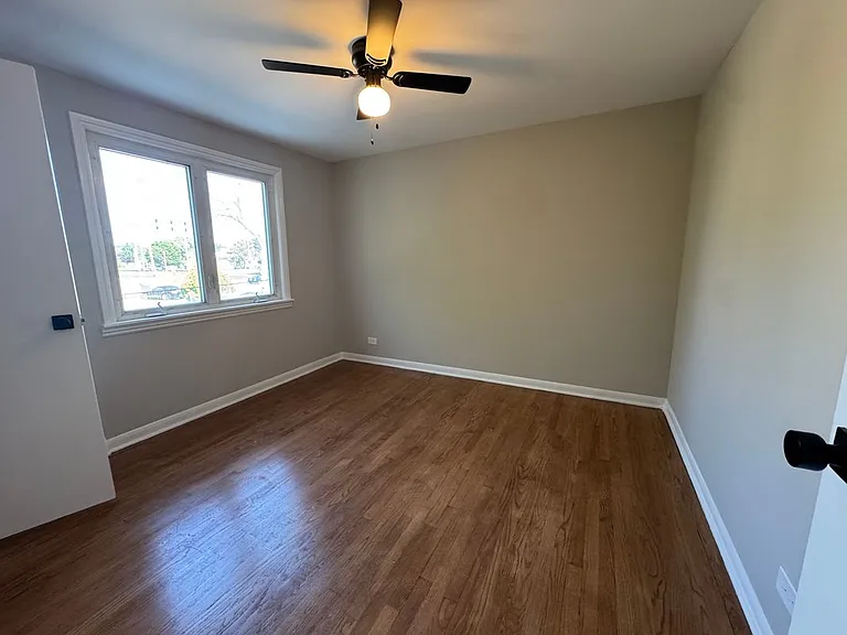 3820 Forest Ave — Photo 8