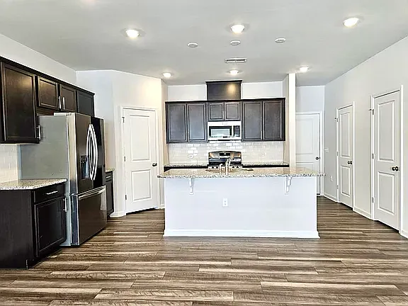 2402 Chert Ln — Photo 4