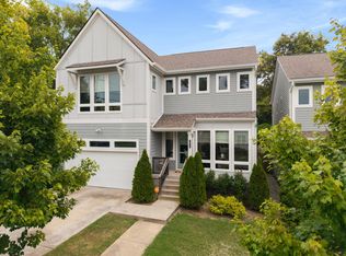 2034 Hutton Dr, Nashville, TN 37210