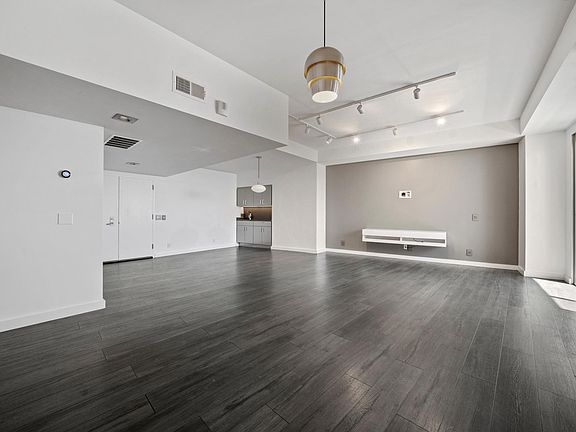 5th image of 7250 Franklin Ave Unit 1204