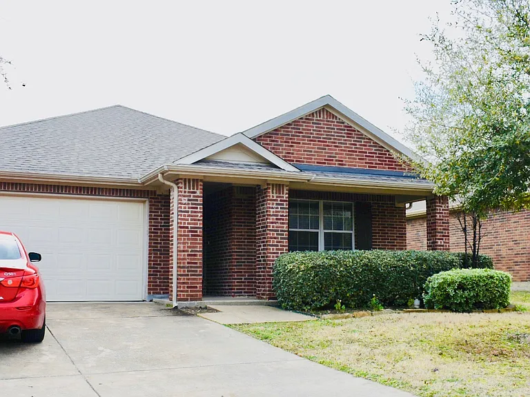 150 Briar Grove Dr — Photo 3