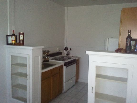 2nd image of 327 N Taylor Ave #303
