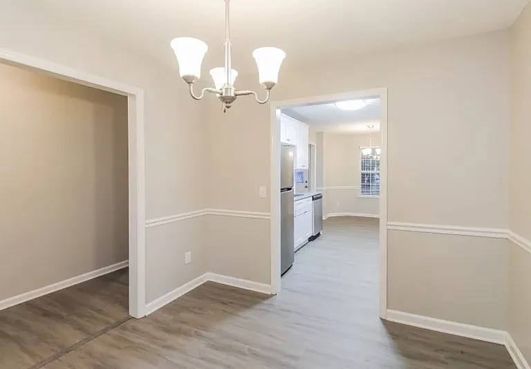 3323 Belfort Ct — Photo 8