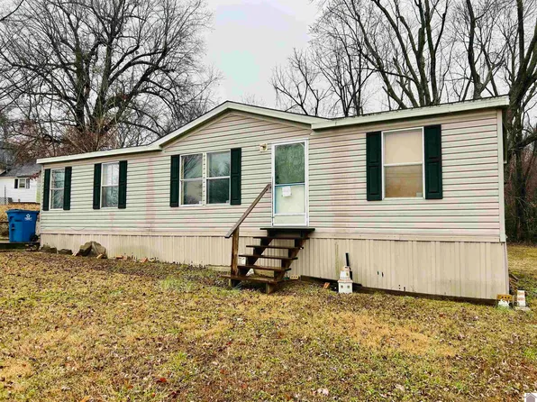 251 Elm St, Bardwell, KY 42023