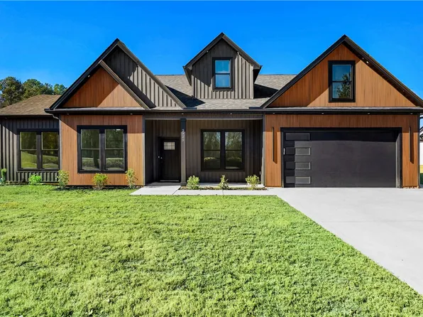 2925 Old Greenville Hwy, Central, SC 29630
