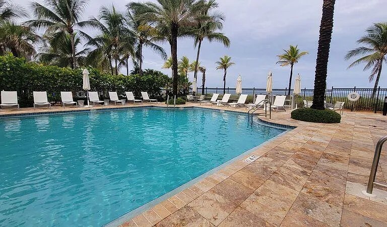 4445 El Mar Dr #303 — Photo 30