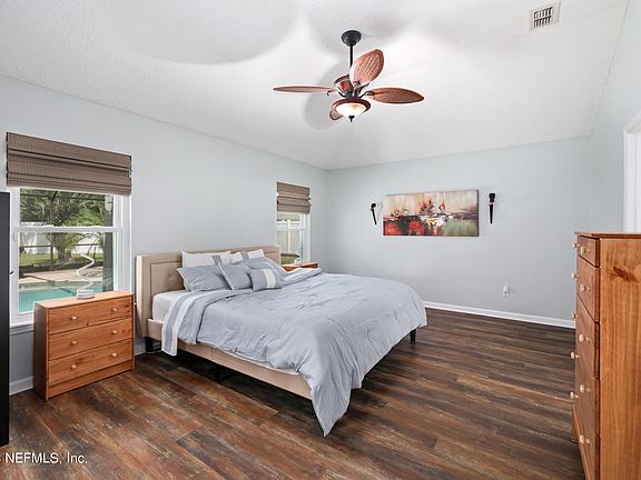 4th image of 413 CORKLAN Court