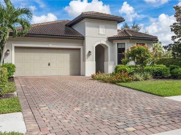 16241 Borelle Cir, Naples, FL 34110