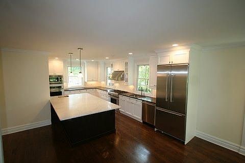 1st image of 26 Homeside Ln