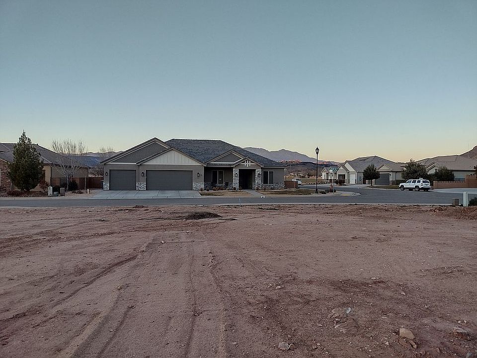 2nd image of 214 E Antone Way