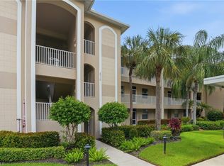 2710 Cypress Trace Cir APT 3021, Naples, FL 34119