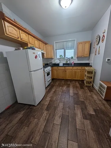 1409 Lexington Pl #1B Photo 1