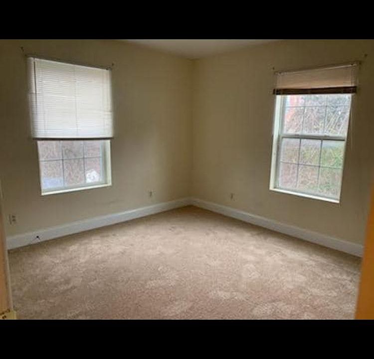 1st image of 521 Beverly Ave APT 303