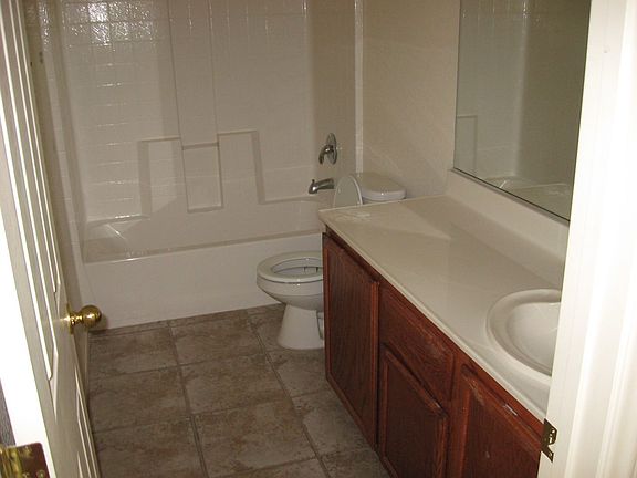 3rd image of 6532 Casamar St