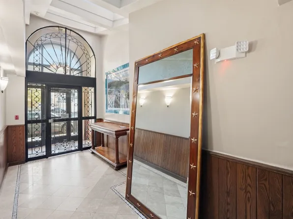 420 Jefferson Street image 10 of 15