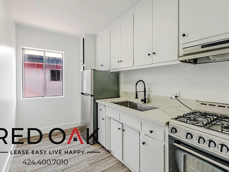 1645 S Saint Andrews Pl #11 — Photo 10