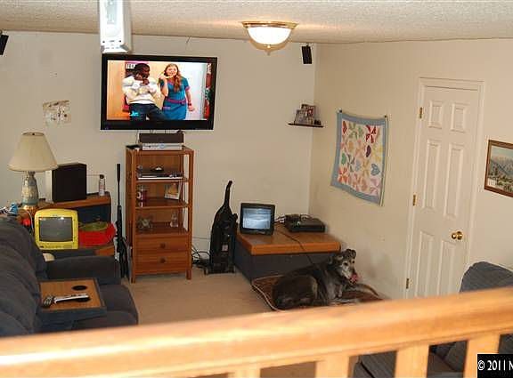 4th image of 7445 Panama Dr
