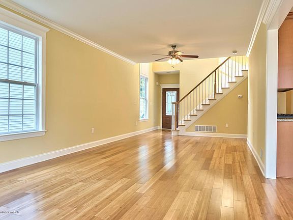 5th image of 417 Morris Blvd