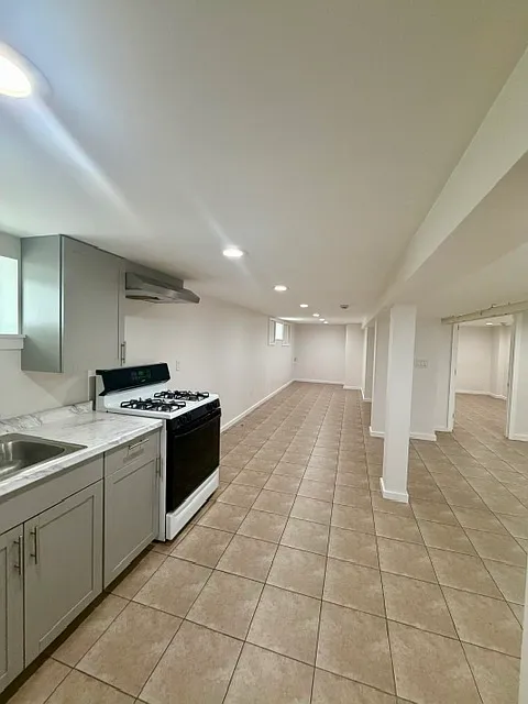 1 bed, 600 sqft, $1,500 — Photo 4