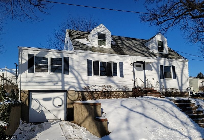 212 Maplewood Ave, Clifton, NJ 07013 Zillow