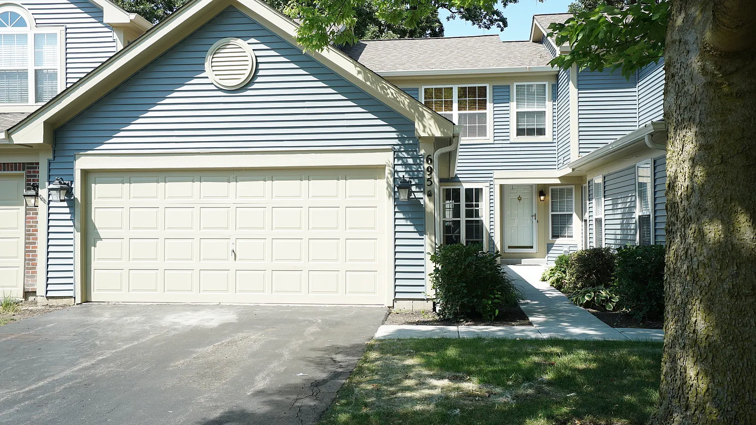695 Bent Ridge Ln photo 1