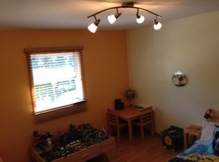 1972 Sunnyside Dr, Waukesha, WI 53186