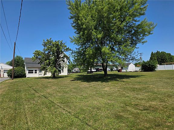 5th image of 5166 Springmill Rd