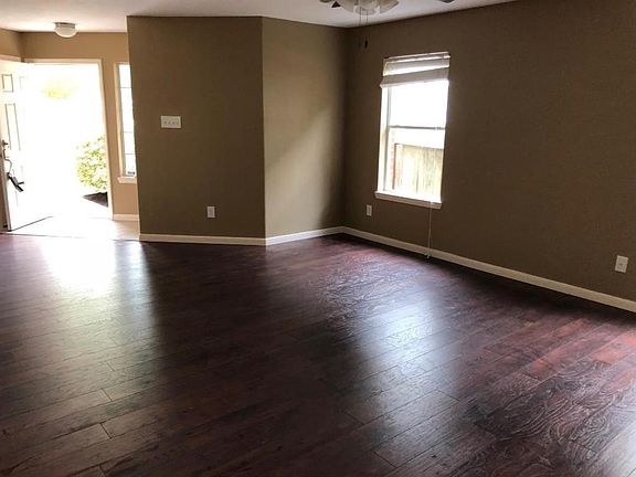 5th image of 3007 Cypress Island Dr