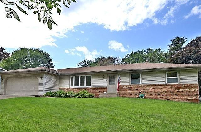 1st image of 2951 Winthrop Dr