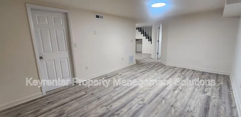 825 Highland Ave — Photo 20