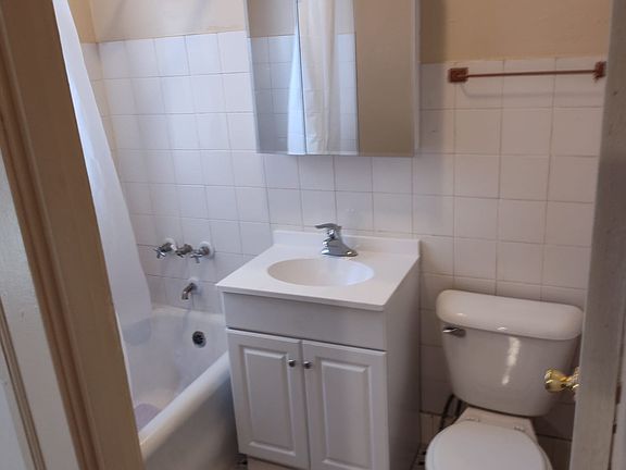 3rd image of 2126 S 5th Ave
