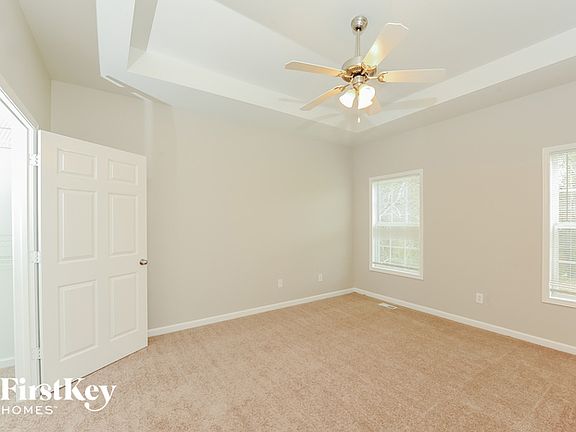 5th image of 23 Aspen Dr