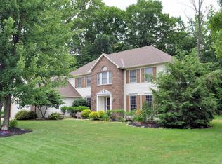 35333 Livingston Dr, Avon, OH 44011