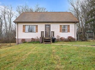 2577 Stone Chip Dr, Allison Park, PA 15101