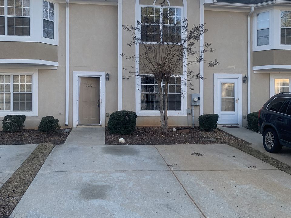 1st image of 3082 Fields Dr #1
