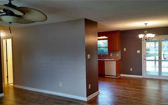 5th image of 142 Doe Trail Ln