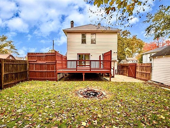 4th image of 1031 W Spruce Ave