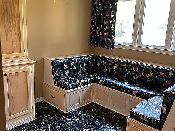 Breakfast nook