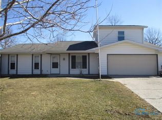 2025 S Buckingham Ct, Defiance, OH 43512