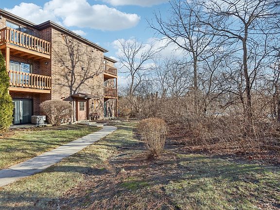2nd image of 2226 Abbeywood Dr APT A