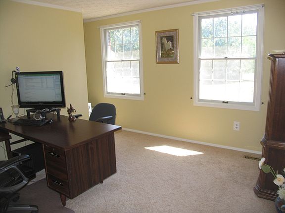 2nd image of 100 Almey Ct