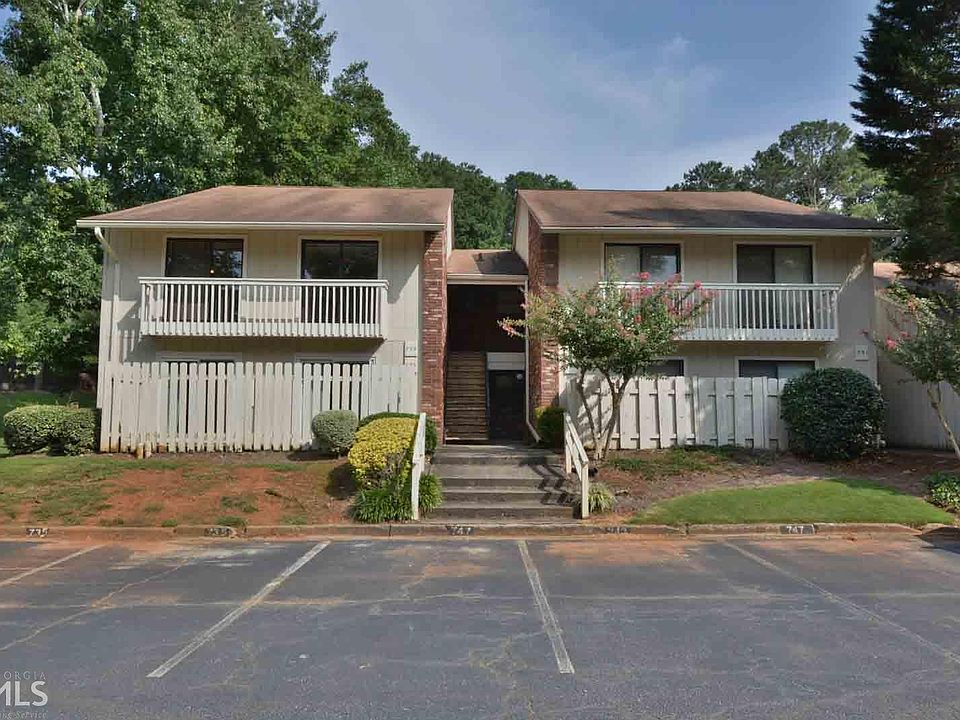 1st image of 739 Brentwood Pl