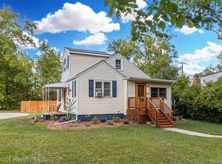 3005 Oakwood St, Ann Arbor, MI 48104