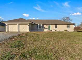 5958 NW 46th St, Topeka, KS 66618