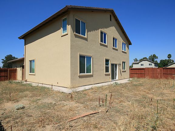 Fully fenced with RV access