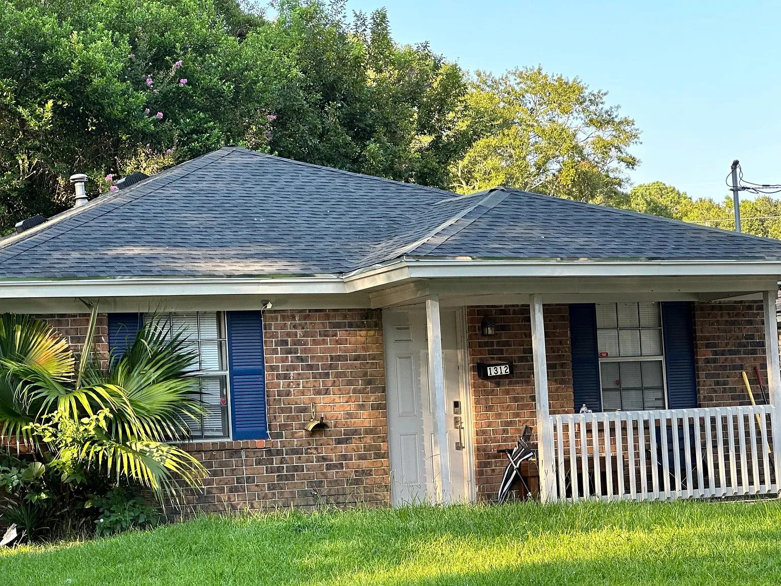 3 bed, 1200 sqft, $2,700 — Photo 1
