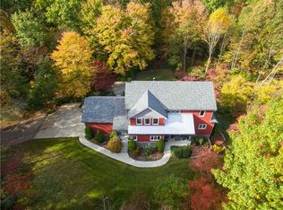 232 Devils Backbone Rd, New Castle, PA 16102