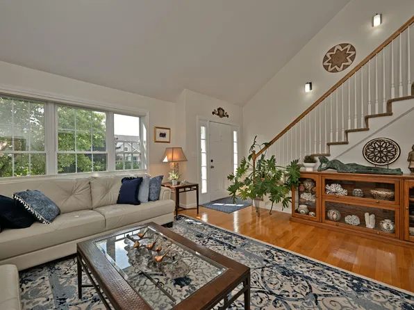29 Augusta Way, Dover, NH 03820