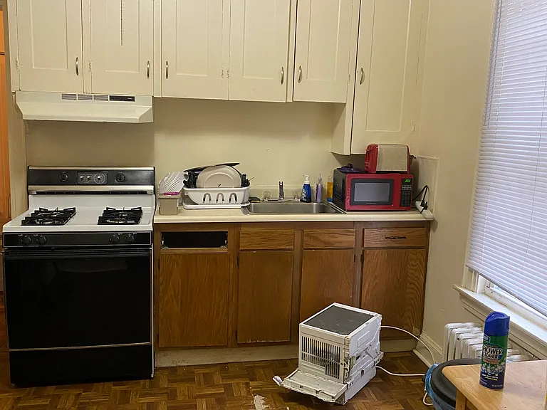 31 Leroy St #1 — Photo 1